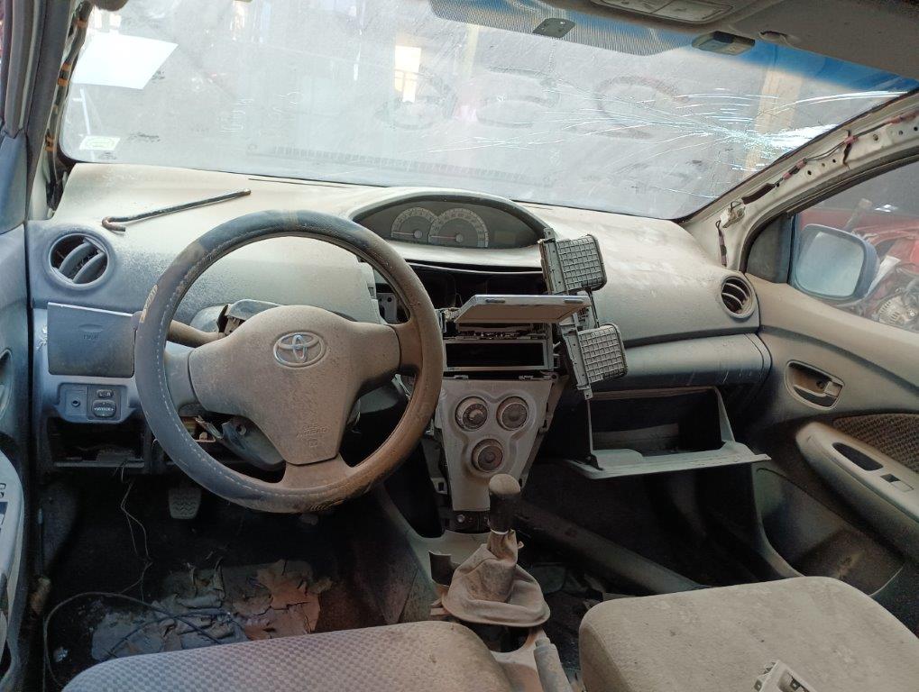 Toyota YARIS 2007    EN DESARME